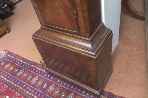 EIGHT DAY MAHOGANY CLOCK WITH SECOND HAND - ADDITIONAL PHOTO 6