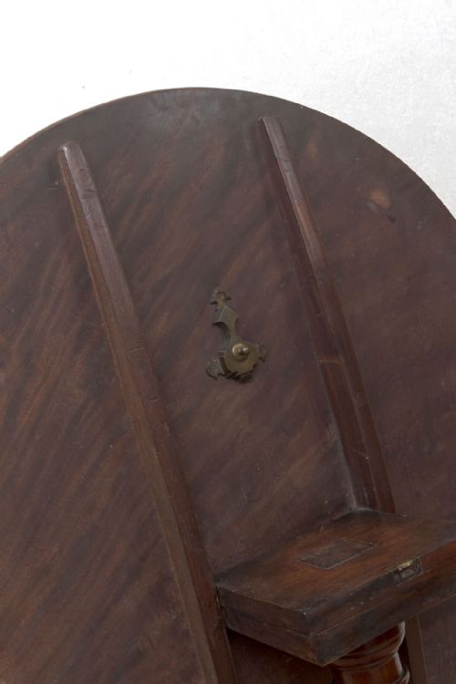 VERY GOOD 18TH CENTURY CIRCULAR TRIPOD TABLE IN MAHOGANY - ADDITIONAL PHOTO 6