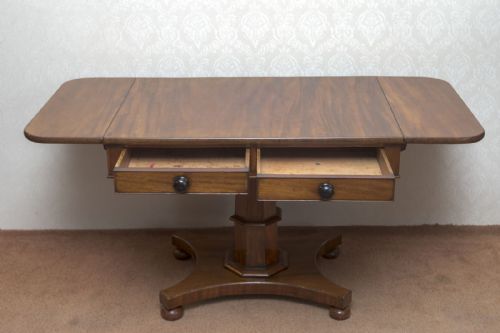 GOOD MAHOGANY SOFA TABLE - ADDITIONAL PHOTO 2