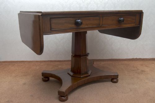 GOOD MAHOGANY SOFA TABLE - ADDITIONAL PHOTO 4