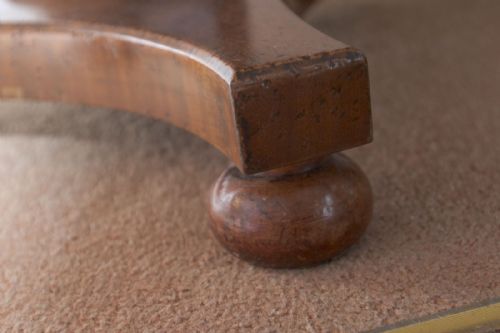GOOD MAHOGANY SOFA TABLE - ADDITIONAL PHOTO 6