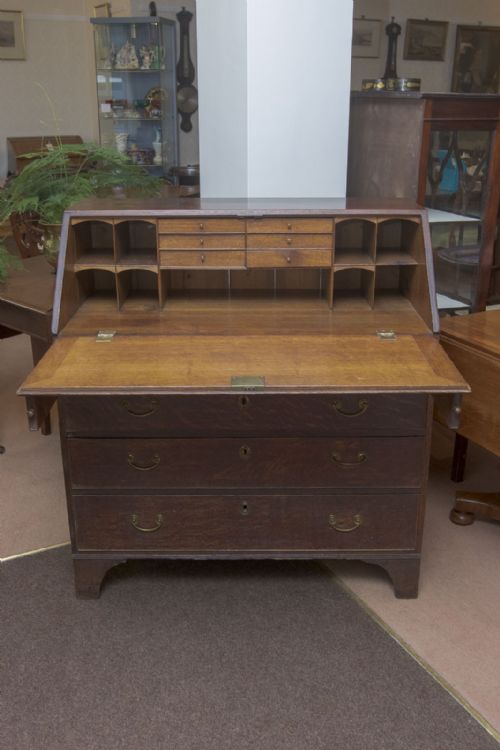 GEORGIAN OAK BUREAU OF SMALL SIZE - ADDITIONAL PHOTO 4