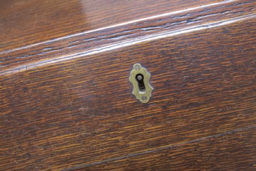 GEORGIAN OAK BUREAU OF SMALL SIZE - ADDITIONAL PHOTO 9