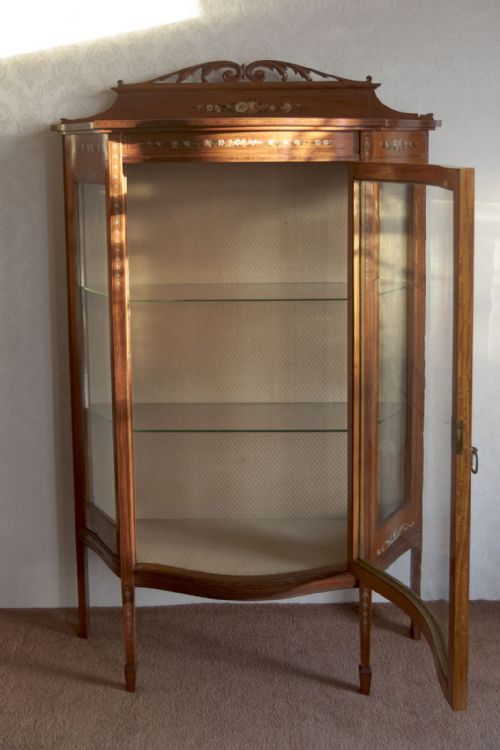 VERY PRETTY VICTORIAN SHAPED CHINA CABINET - ADDITIONAL PHOTO 13