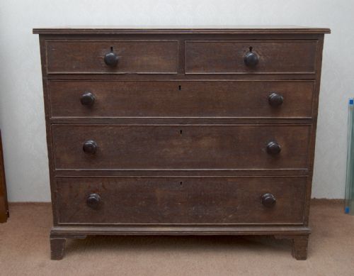 GOOD GEORGIAN OAK CHEST OF DRAWERS - ADDITIONAL PHOTO 1