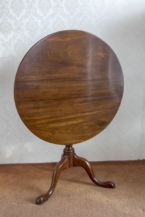 very good quality mahogany tripod table - CATEGORY: ANTIQUE TABLES - DATED 18TH CENTURY