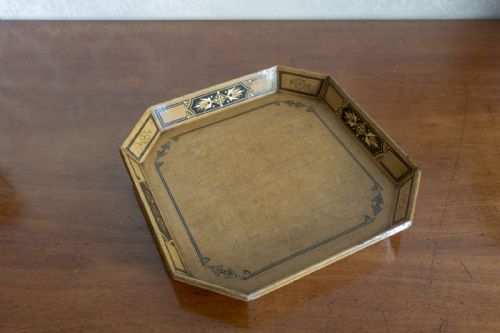 papiermch lacquered tray - CATEGORY: ANTIQUE MISCELLANEOUS - DATED 1850