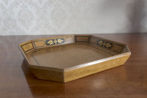 PAPIERMCH LACQUERED TRAY - ADDITIONAL PHOTO 4