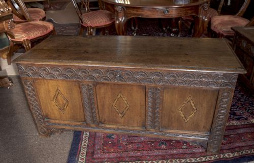 17th century oak coffer - CATEGORY: ANTIQUE CHESTS - DATED 17TH CENTURY