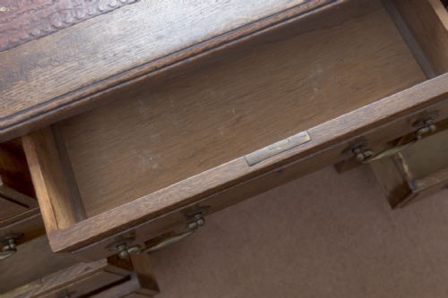 VICTORIAN OAK TWIN PEDESTAL KNEEHOLE DESK - ADDITIONAL PHOTO 6