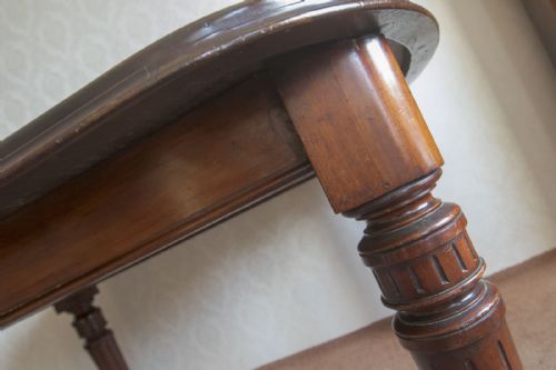 GOOD VICTORIAN SOLID MAHOGANY EXTENDING DINING TABLE - ADDITIONAL PHOTO 3