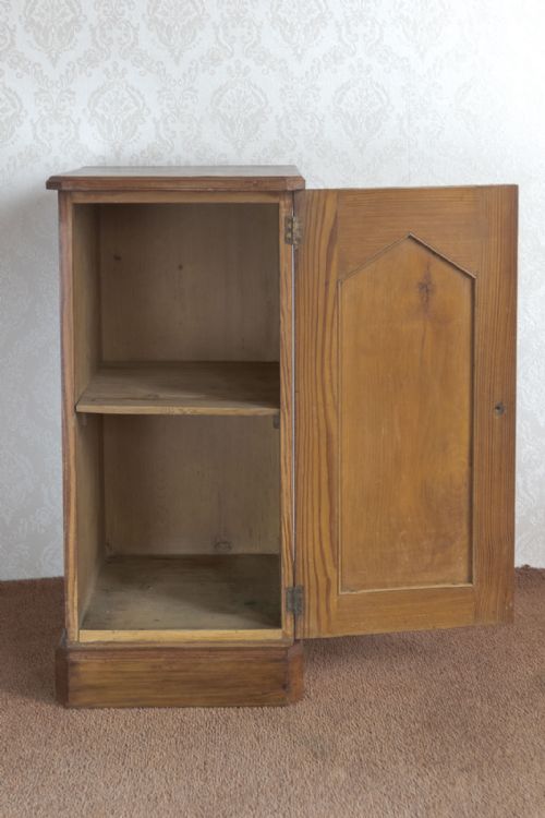 UNUSUAL VICTORIAN POT CUPBOARD - ADDITIONAL PHOTO 6