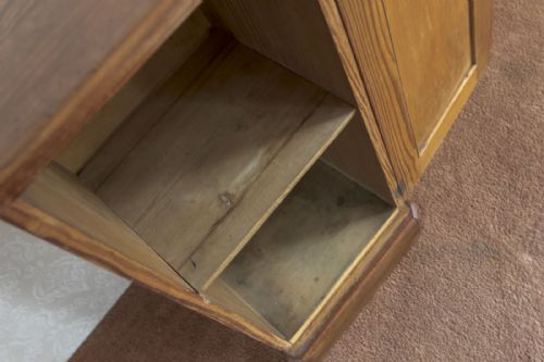 UNUSUAL VICTORIAN POT CUPBOARD - ADDITIONAL PHOTO 7