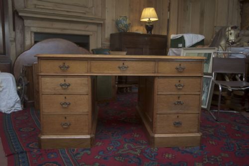 ORIGINAL ENGLISH BLOND OAK DOUBLE SIDED PARTNERS DESK - ADDITIONAL PHOTO 1