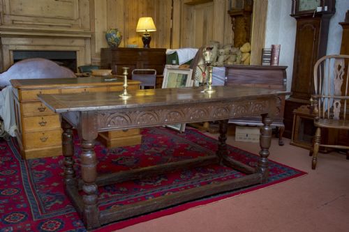 oak refectory table some three hundred years old - CATEGORY: ANTIQUE TABLES - DATED 17TH CENTURY