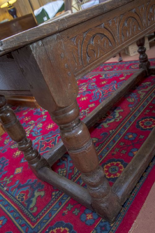 OAK REFECTORY TABLE SOME THREE HUNDRED YEARS OLD - ADDITIONAL PHOTO 7