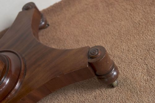 GOOD WILLIAM IV MAHOGANY CARD TABLE - ADDITIONAL PHOTO 4