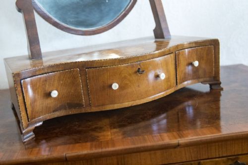 PRETTY GEORGE III MAHOGANY DRESSING MIRROR - ADDITIONAL PHOTO 4