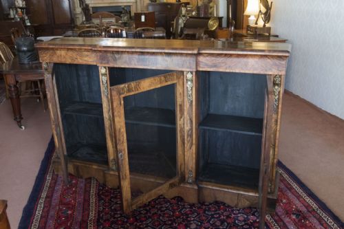 VICTORIAN WALNUT BREAKFRONT BOOKCASE - ADDITIONAL PHOTO 3