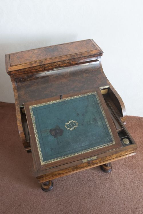 VICTORIAN BURR WALNUT PIANO RISE AND FALL DAVENPORT - ADDITIONAL PHOTO 2