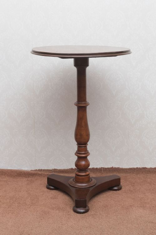 MAHOGANY TILT ACTION WINE TABLE - ADDITIONAL PHOTO 1