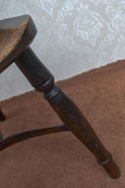 A GOOD ANTIQUE LOWBACK STYLE WINDSOR CHAIR - ADDITIONAL PHOTO 4