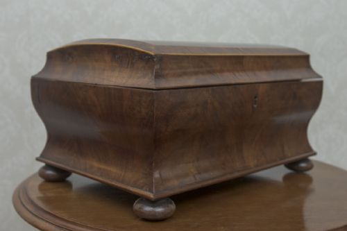 GOOD EARLY 19TH CENTURY FITTED SEWING BOX - ADDITIONAL PHOTO 5