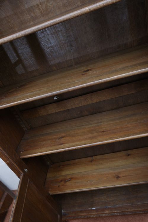 LATE 19TH CENTURY OAK BOOKCASE - ADDITIONAL PHOTO 5