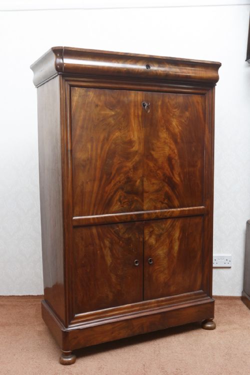 CONTINENTAL MAHOGANY SECRTAIRE ABATTANT - ADDITIONAL PHOTO 1