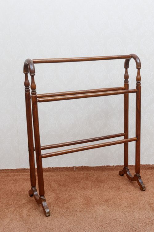good early 19th century towel - CATEGORY: ANTIQUE MISCELLANEOUS - DATED 19TH CENTURY