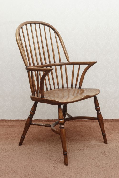 a high quality hoopback style windsor chair in ash - CATEGORY: ANTIQUE CHAIRS - DATED 19TH CENTURY