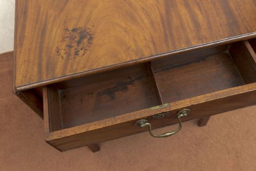 VERY RARE CHIPPENDALE PERIOD MAHOGANY BREAKFAST TABLE - ADDITIONAL PHOTO 2
