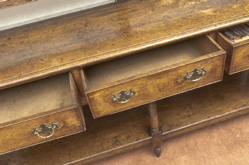GOOD GEORGE III OAK DRESSER WITH RACK - ADDITIONAL PHOTO 1