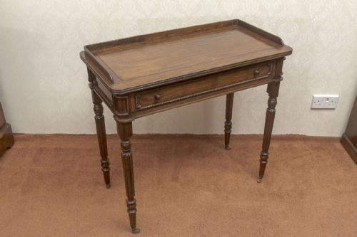 PRETTY AND UNUSUAL TABLE MADE OF PADAUK WOOD - ADDITIONAL PHOTO 1