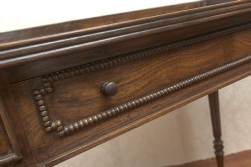 PRETTY AND UNUSUAL TABLE MADE OF PADAUK WOOD - ADDITIONAL PHOTO 4