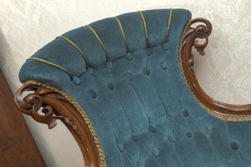 VERY FINE VICTORIAN BUTTON BACK ARMCHAIR OF GOOD PROPORTIONS - ADDITIONAL PHOTO 2