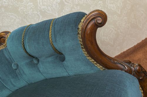 VERY FINE VICTORIAN BUTTON BACK ARMCHAIR OF GOOD PROPORTIONS - ADDITIONAL PHOTO 4
