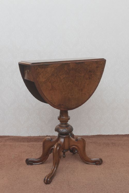unusual victorian oval drop leaf tripod table - CATEGORY: ANTIQUE TABLES - DATED 19TH CENTURY