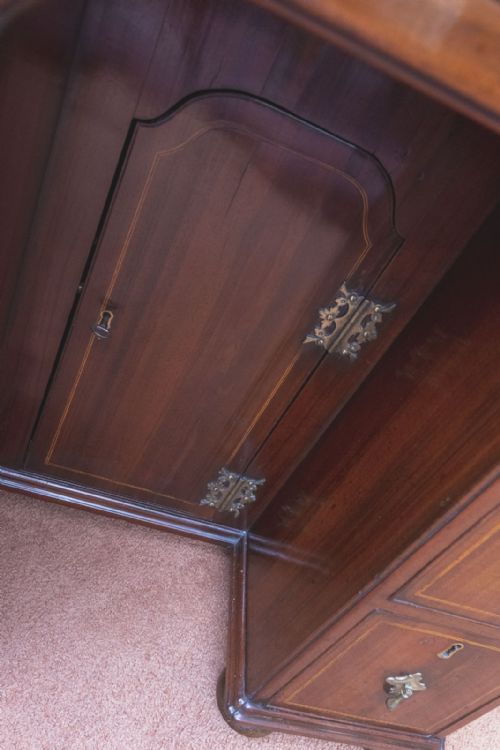 ANTIQUE KNEEHOLE DESK OF SMALL SIZE IN MAHOGANY - ADDITIONAL PHOTO 7