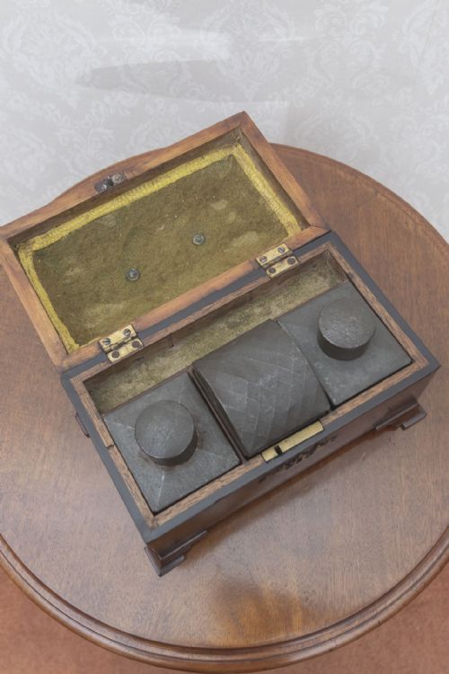 18TH CENTURY CHIPPENDALE PERIOD MAHOGANY TEA CADDY - ADDITIONAL PHOTO 3