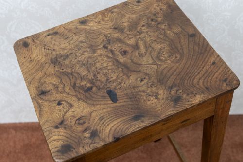 AN EXCEPTIONAL EXAMPLE OF A STOOL IN ENGLISH ELM - ADDITIONAL PHOTO 4