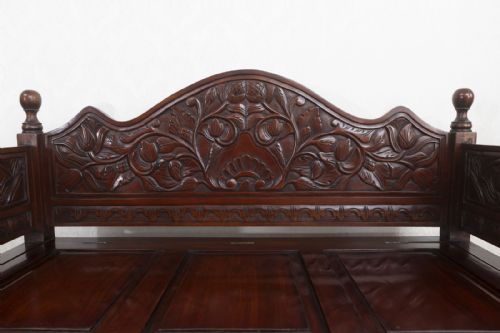 LATE VICTORIAN RED WALNUT HALL BENCH - ADDITIONAL PHOTO 6
