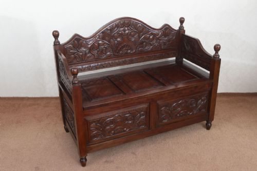 LATE VICTORIAN RED WALNUT HALL BENCH - ADDITIONAL PHOTO 12