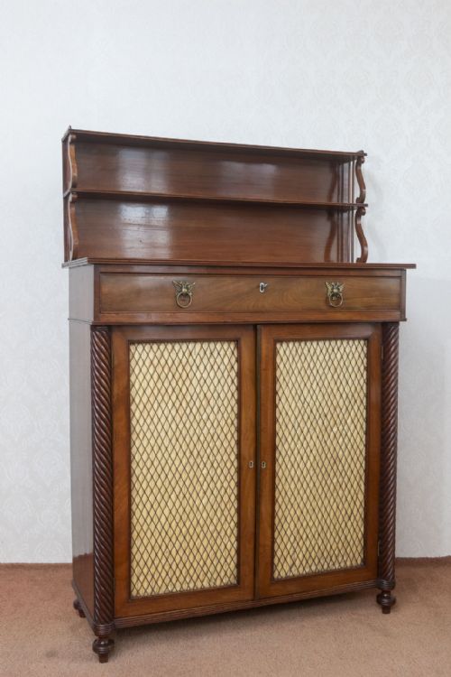 FINE QUALITY REGENCY PERIOD SIDE CABINET WITH BRASS GRILL DOORS - ADDITIONAL PHOTO 4