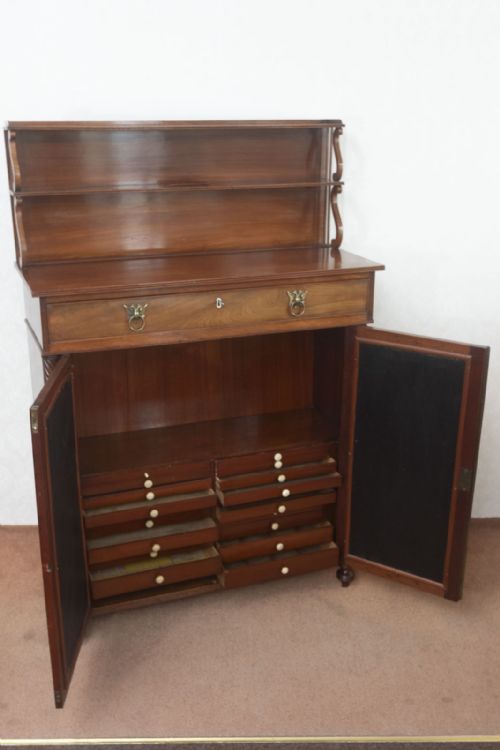FINE QUALITY REGENCY PERIOD SIDE CABINET WITH BRASS GRILL DOORS - ADDITIONAL PHOTO 8