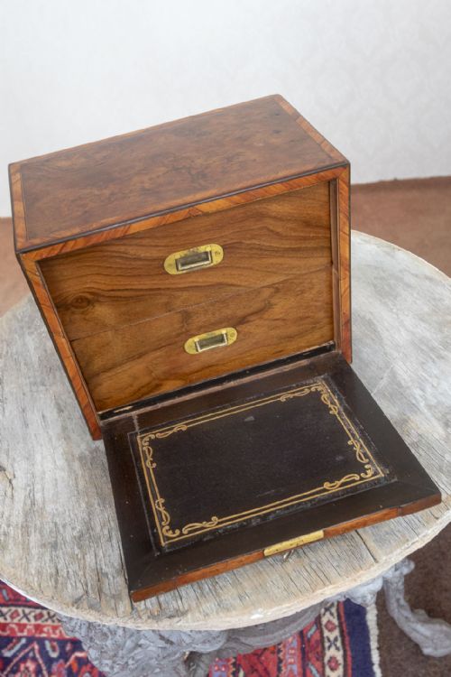 DELIGHTFUL BURR WALNUT COLLECTORS CABINET - ADDITIONAL PHOTO 4