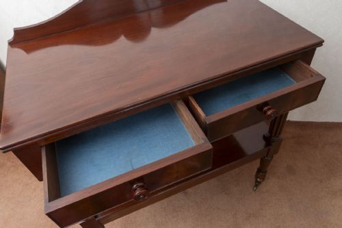 DUMB WAITER IN MAHOGANY - ADDITIONAL PHOTO 2