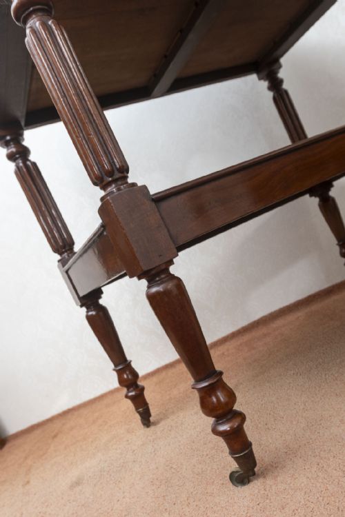 DUMB WAITER IN MAHOGANY - ADDITIONAL PHOTO 3