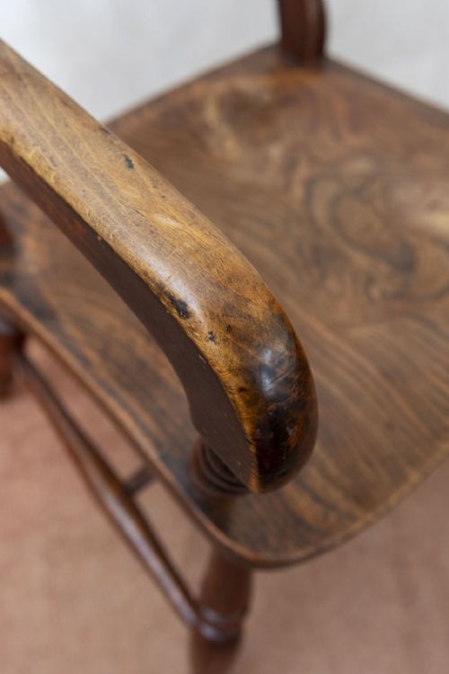 EARLY 19TH CENTURY ASH SCROLL BACK WINDSOR CHAIR - ADDITIONAL PHOTO 4