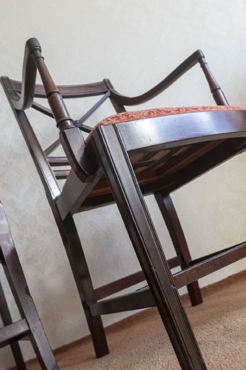 SET OF EIGHT GEORGIAN STYLE MAHOGANY DINING CHAIRS - ADDITIONAL PHOTO 3